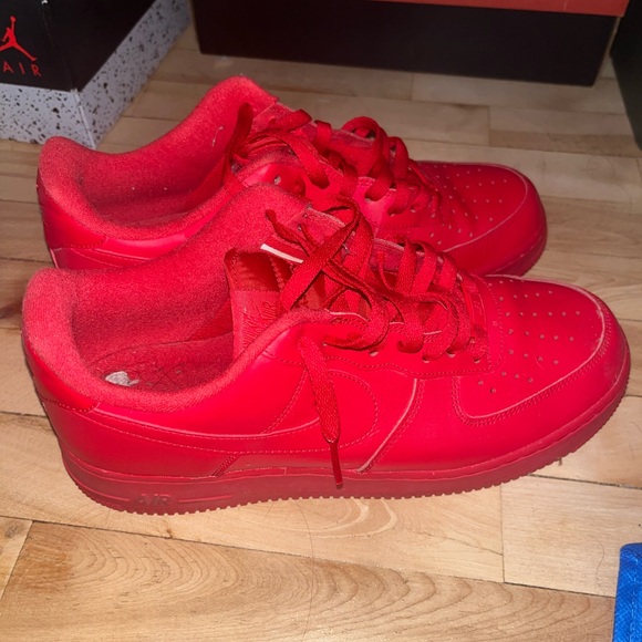 red air force 1 - Picture 1 of 1